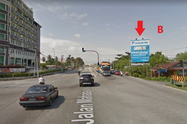 2 Sided Vertical Minipole Billboard at T-Junction of  Jalan Maharajalela - Jalan Pandan Tembak, Teluk Intan, Perak (main road)