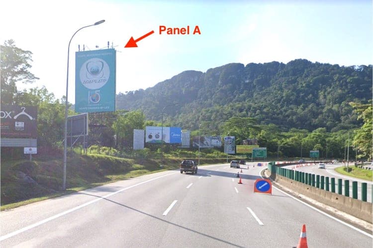 2 Sided Vertical Spectacular Billboard at Karak Expressway KM20.6, Gombak, Selangor