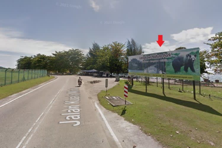 1 Panel Free Standing Billboard at Jalan Lapangan Terbang, Langkawi, Kedah (towards Airport)
