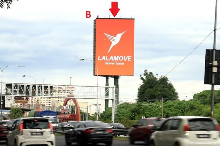 1 Panel Vertical Digital Screen Billboard at Federal Highway, Petaling Jaya, Selangor (near Guinness [B])