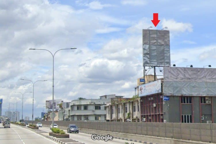 1 Sided Vertical Roof Top Billboard at Jalan Yew, Kuala Lumpur (from Bukit Bintang)