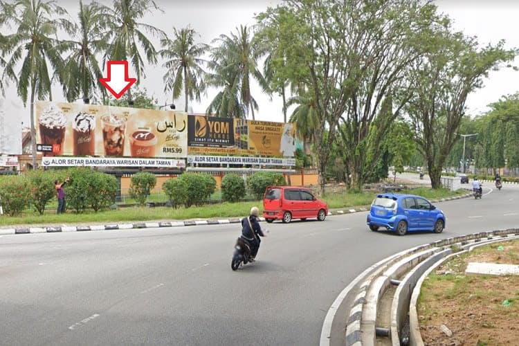 1 Panel Free Standing Billboard at Teluk Wanjah Roundabout / Jalan Stadium, Alor Setar, Kedah (at roundabout)