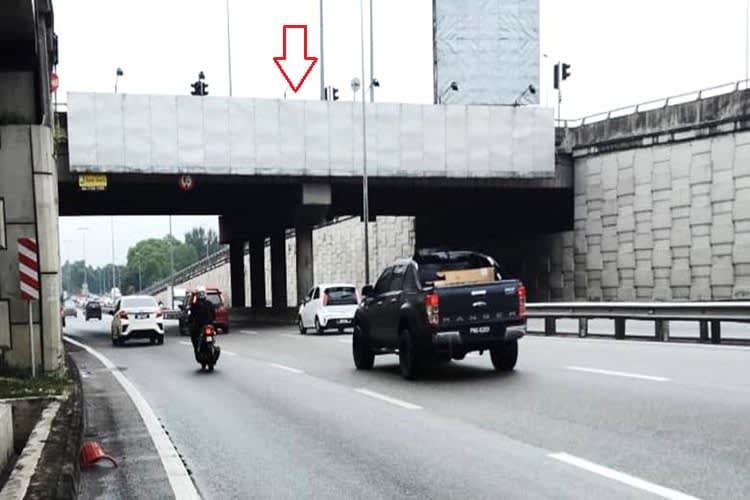 1 Sided Overhead Bridge Billboard at LDP Highway, Puchong, Selangor (near KWSP Puchong Utama, towards Puchong) (A)