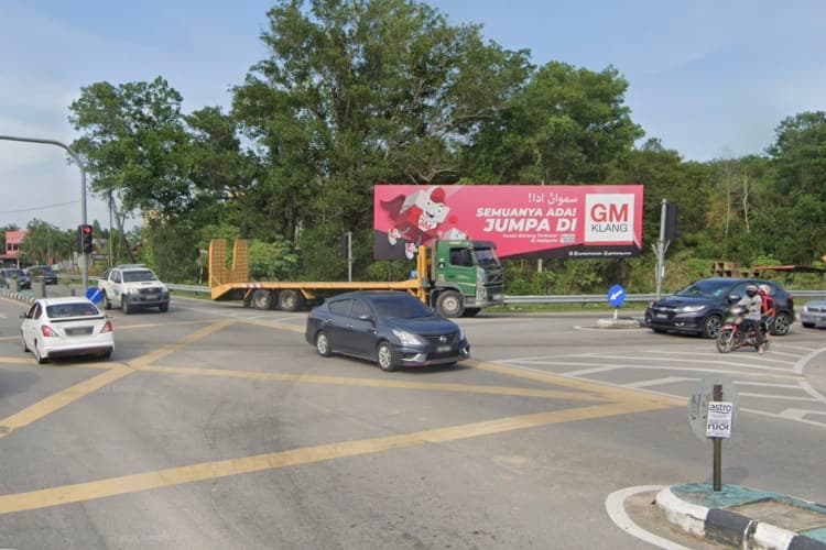 1 Panel Free Standing Billboard at Lubok Jong, Pasir Mas, Kelantan (at traffic light junction)
