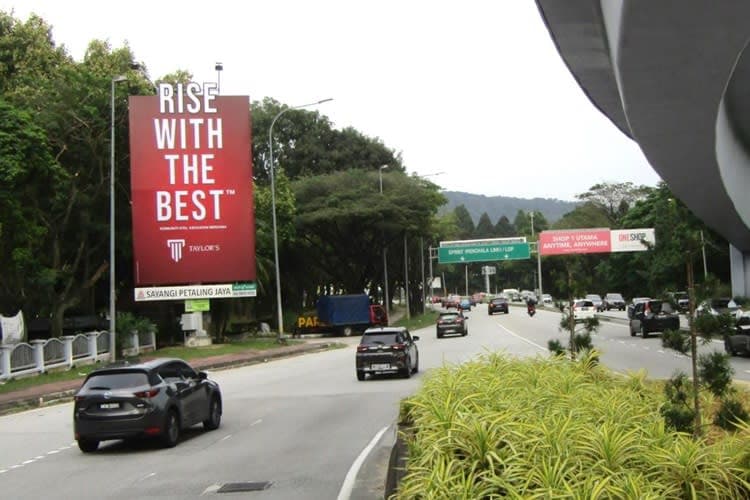 1 Sided Minipole Billboard at Persiaran Surian, Mutiara Damansara, Selangor (Near IPC Shopping Centre)