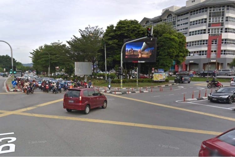 1 Panel Horizontal Digital Screen Billboard at Jalan Ampang, Kuala Lumpur (near Ampang Point)
