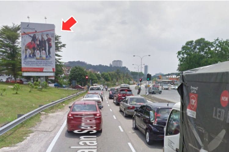 1 Sided Vertical Minipole Billboard at Jalan Semenyih, Kajang, Selangor (in front Pizza Hut) (A)