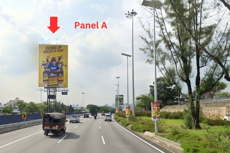 2 Sided Vertical Unipole Billboard at SALAK Highway, Petaling Jaya, Selangor