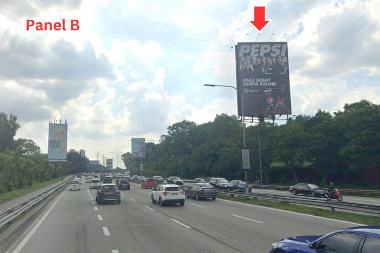 2 Sided Vertical Unipole Billboard at Federal Highway, Petaling Jaya, Selangor (beside Subang Golf Club)