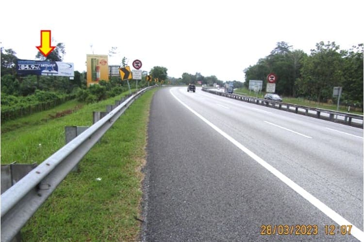 1 Panel Free Standing Billboard at NSE KM381.70, Behrang, Perak (NB)