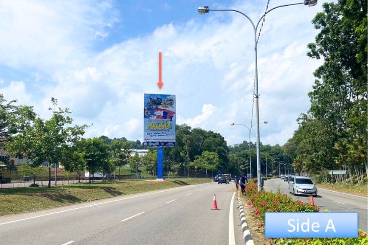 2 Sided Vertical Minipole Billboard at Jalan Tun Abdul Razak, Bukit Baru, Melaka (near AEON Melaka)