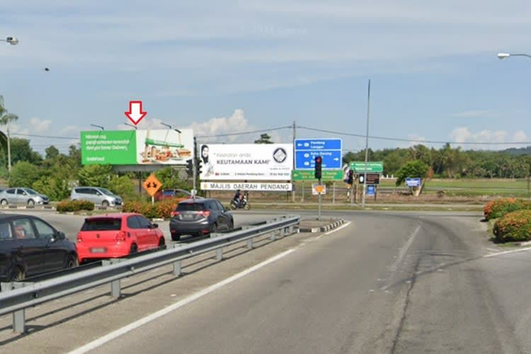 Free Standing Billboard at Jalan Pendang - Tanah Merah, Pendang, Kedah (after exit Plaza Tol Pendang [A])