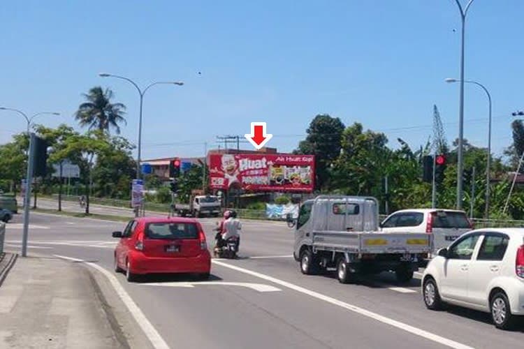 1 Panel Free Standing Billboard at Jalan Damai / Damai Plaza, Kota Kinabalu, Sabah (at traffic light junction)