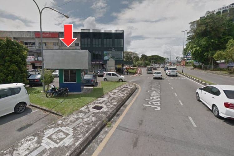 4 Panel Parking Booth Billboard at Jalan Batu Lintang, Kuching, Sarawak (4 panels)