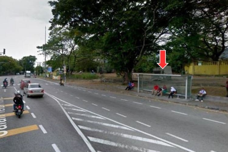6 Panel Bus Shelter Billboard at Jalan Teluk Kumbar, Bayan Lepas, Penang (4 panels, 2 side panels)