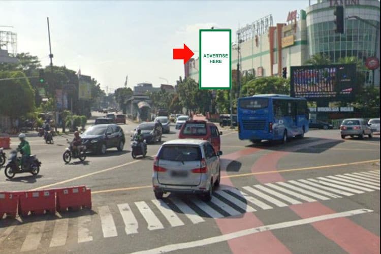1 Panel Vertical Static Billboard di Jl. Raya Taman Mini, Jakarta Timur , DKI Jakarta  (Tamini Square)