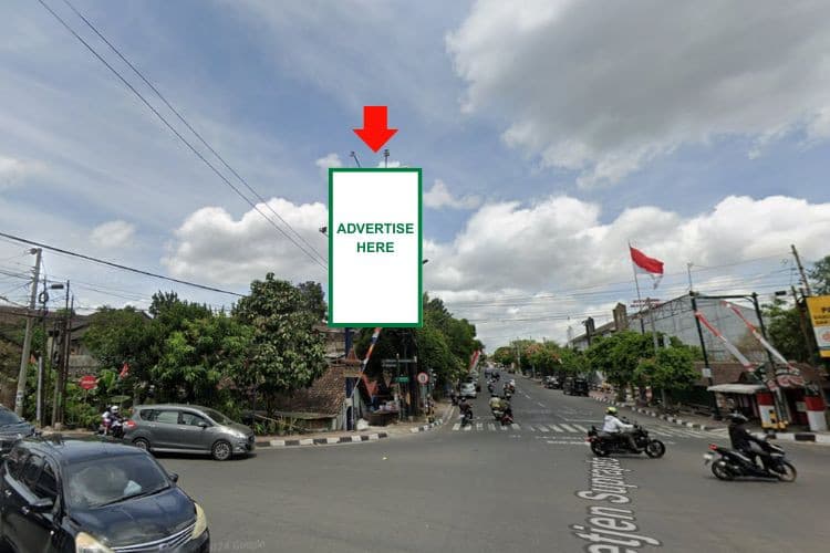1 Panel Vertical Static Billboard at Jl. Jlagran simpang Letjend Suprapto, Yogyakarta, Daerah Istimewa Yogyakarta 