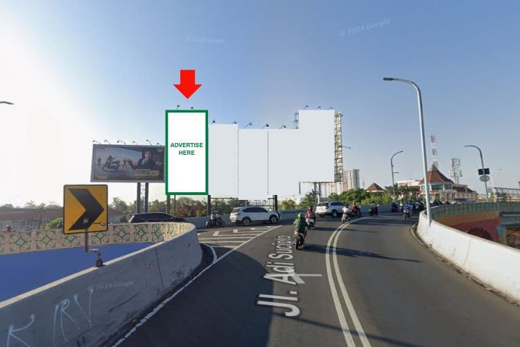 1 Panel Vertical FO (Flyover) Billboard di Jl. Laksda Adisucipto, Surakarta, Jawa Tengah 