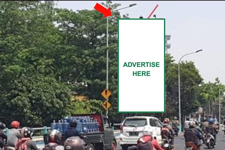 1 Panel Vertical Static Billboard di Jl. Raya Nginden (Jembatan Kali Jagir), Surabaya, Jawa Timur 