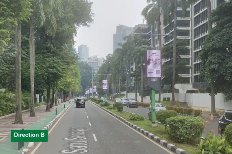 20 Panel Lamp Pole Billboard at Jl Pintu Satu Senayan, Jakarta Pusat, DKI Jakarta