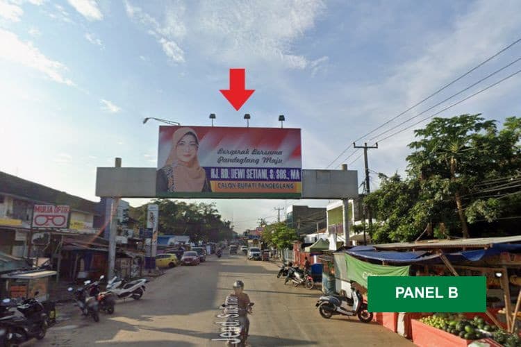 1 Sided Horizontal Bando Billboard at Jl. Jend Sudirman, Pandeglang, Banten