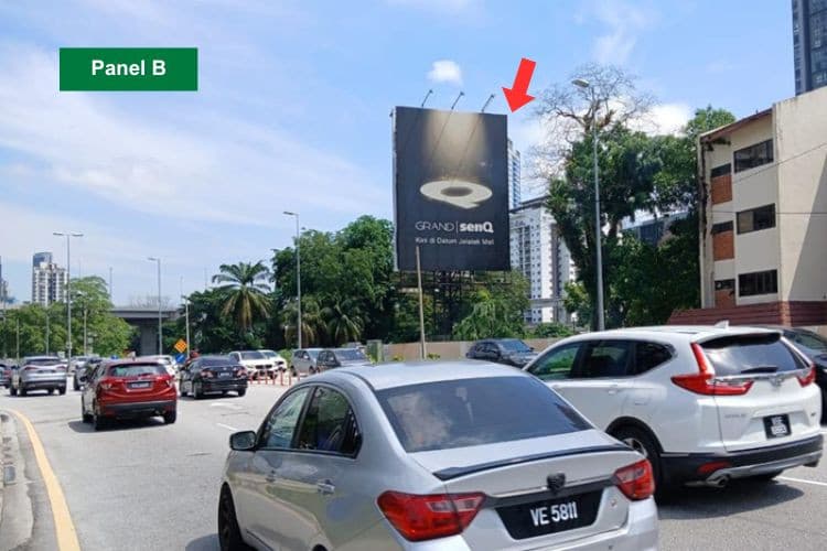 2 Sided Vertical Minipole Billboard at Jalan Ampang, Kuala Lumpur (opposite Great Eastern Mall)