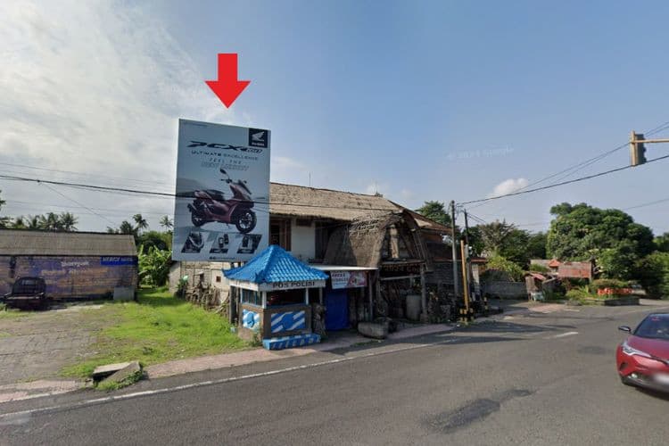 1 Panel Vertical Static Billboard at Jl. Raya Celuk, Sukawati, Gianyar, Bali 