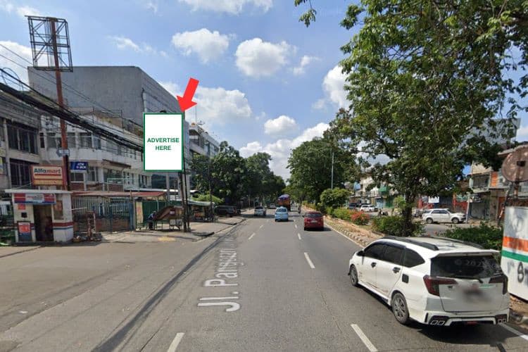 1 Panel Static Billboard at Jl. Pangeran Jayakarta, Jakarta Pusat, DKI Jakarta  (from Stasiun Jakarta Kota)