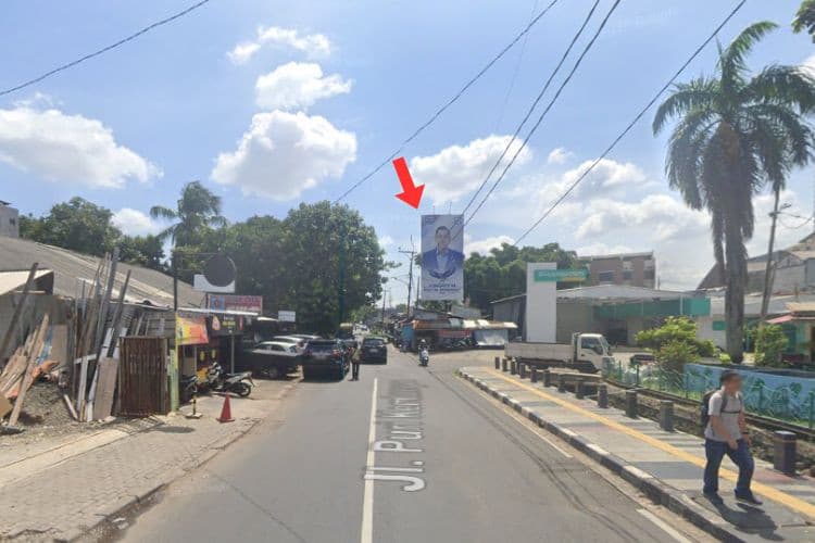 1 Panel Vertical Static Billboard at Jl. Puri Kembangan, Jakarta Barat, DKI Jakarta  (from Lipo Mall Puri / Walikota Jakarta Barat)