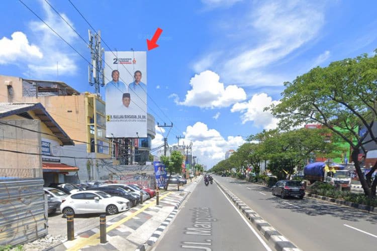 1 Panel Vertical Static Billboard at Jl. Margonda Raya, Depok, Jawa Barat  (To Margo City)