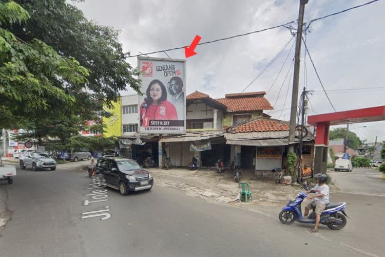 1 Panel Vertical Static Billboard at Jl. Tole Iskandar, Depok, Jawa Barat  (near Taman Manggis Permai entrance)