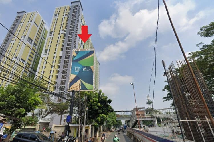 1 Panel Vertical Static Billboard at Jl. Sultan Agung, Jakarta Selatan, DKI Jakarta 