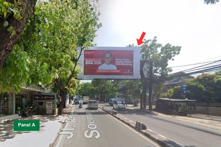 2 Sided Horizontal Bando Billboard at Jl. Surya Sumantri (Bawah), Bandung, Jawa Barat