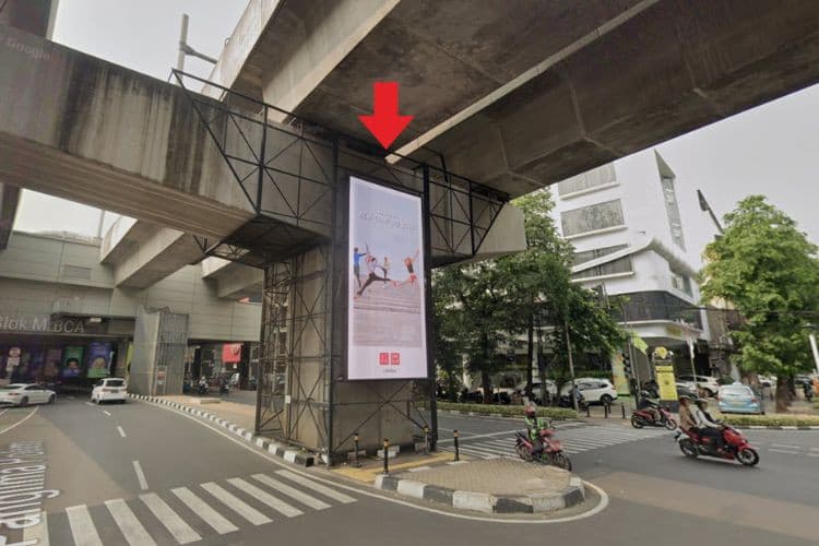1 Panel Vertical LED PIllar Billboard at Jl. Panglima Polim, Kebayoran Baru, Jakarta Selatan, DKI Jakarta  (Blok A Set 7)