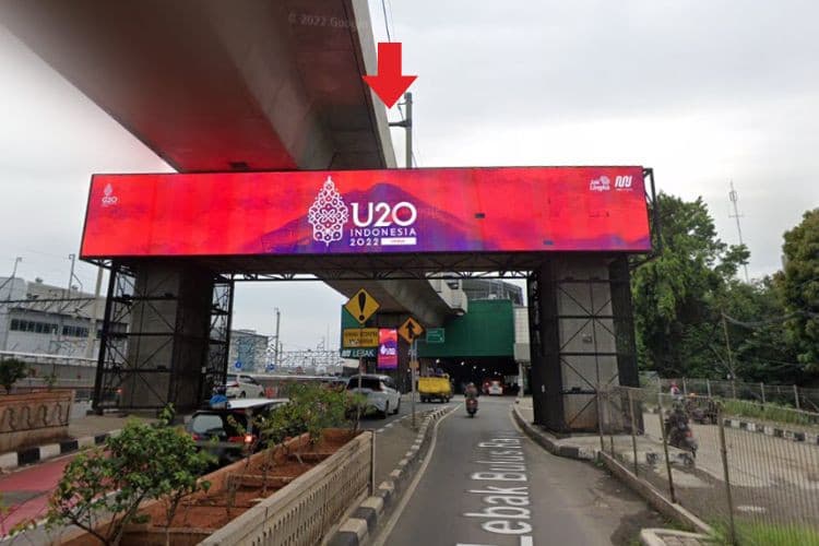 1 Panel Horizontal LED Bando Billboard at Jl. Lebak Bulus Raya, Pondok Pinang, Jakarta Selatan, DKI Jakarta  (Lebak Bulus Set 2)