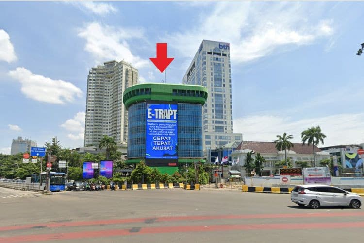 1 Panel Vertical Videotron Billboard at Jl. Suryopranoto, Jakarta Pusat, DKI Jakarta  (Simpang Jl. Gajah Mada)