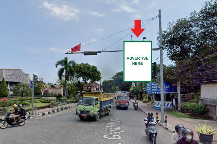 1 Panel Vertical Baliho Billboard at Jl. Gajah Mada, Buleleng, Singaraja, Bali 