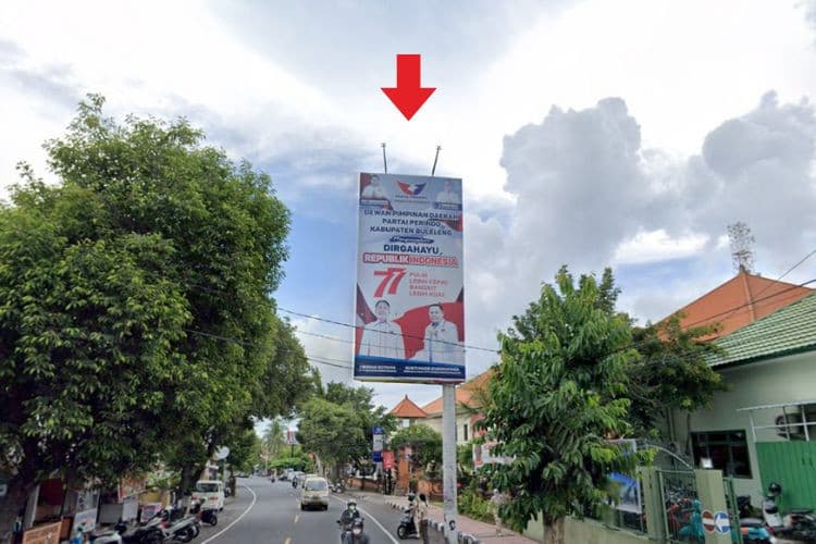 1 Panel Vertical Baliho Billboard at Jl. Ngurah Rai, Buleleng, Singaraja, Bali 