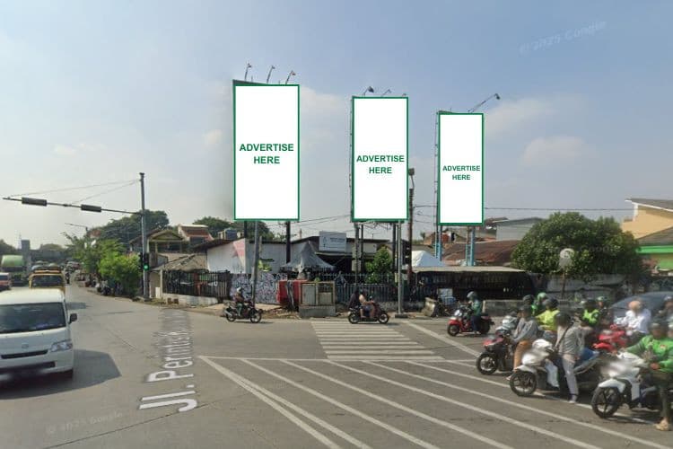 3 Panel Vertical Static Billboard at Jl Perintis Kemerdekaan, Jakarta Timur , DKI Jakarta  (near Terminal Bas Pulo Gadung)