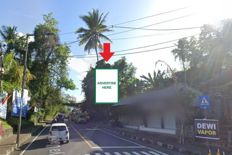 1 Panel Vertical Static Billboard at Jl. Raya Ulakan, Karangasem, Bali 