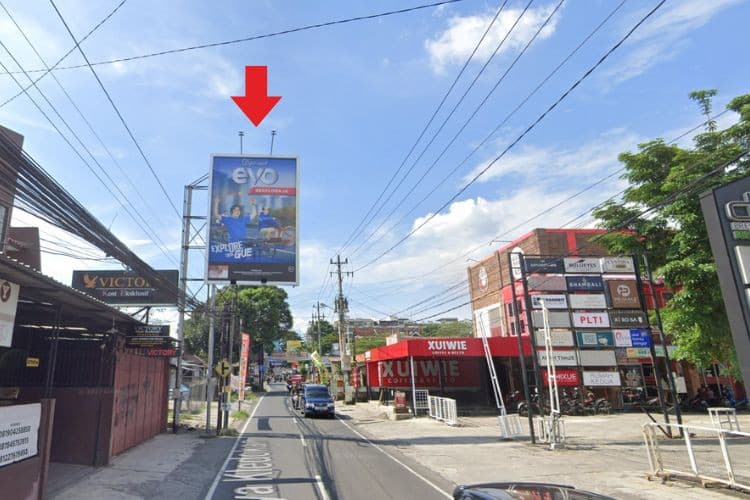 1 Panel Vertical Static Billboard at Jl. Seturan Raya, Kledokan, Depok, Sleman, Daerah Istimewa Yogyakarta 