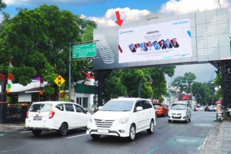 1 Sided LED Bando Billboard at Jl. LLRE Martadinata no. 32, Citarum, Bandung, Jawa Barat  (Side A)