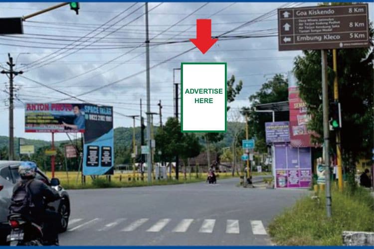 1 Panel Vertical Static Billboard at Jl. Raya Ps. Kenteng, Nanggulan, Kulon Progo, Yogyakarta, Daerah Istimewa Yogyakarta 
