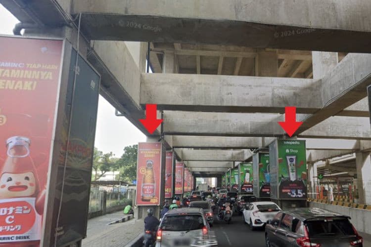 30 Panel Vertical Static Billboard at Jl. RA. Kartini, Jakarta Selatan, DKI Jakarta 