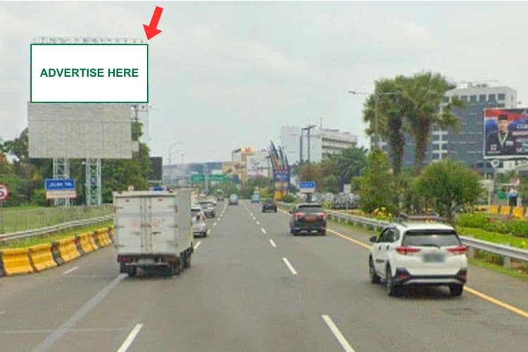 1 Panel Horizontal Static Billboard at Jl. Tol Airport Prof. Sedyatmo KM 32+950, Tangerang, Banten (from Soekarno-Hatta Airport)