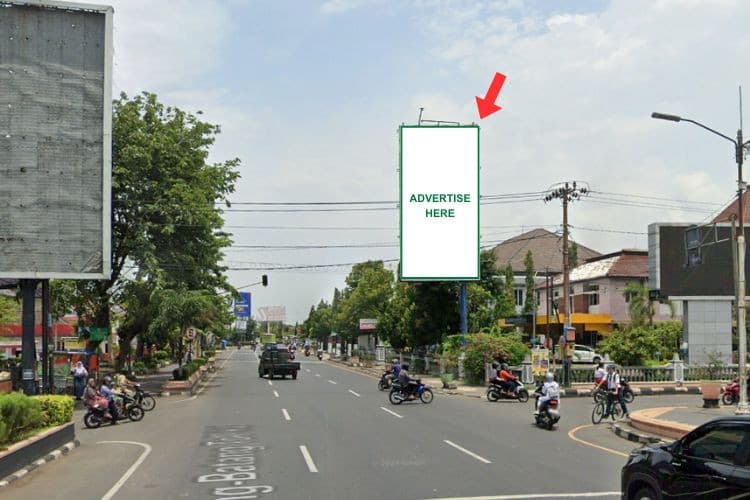 1 Vertical Static Billboard at Jl. Raya Pantura, Kendal, Jawa Tengah  (beside Alun-Alun Kendal)
