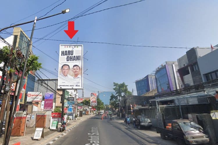 1 Panel Vertical Static Billboard at Jl. Gatot Subroto, Bandung, Jawa Barat  (To Jl. Laswi)