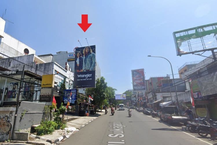 1 Panel Vertical Static Billboard at Jl. Sukajadi No. 123, Bandung, Jawa Barat 