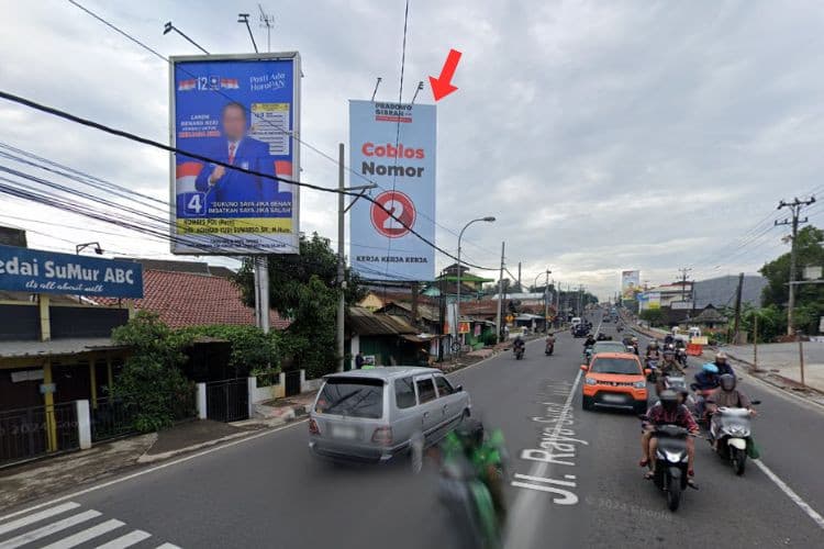 1 Panel Vertical Static Billboard di Jl. Jend Sudirman, Salatiga, Jawa Tengah  (near ABC Junction)