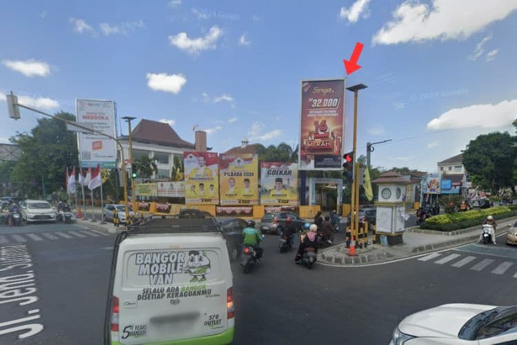 1 Panel Vertical Static Billboard at Jl. Suroto / Jl. Jend Sudirman, Yogyakarta, Daerah Istimewa Yogyakarta  (beside DPD Golkar)